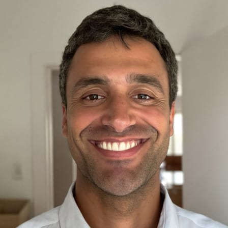 Portrait d'un habitant du centre-ville ayant comparé ses devis de diagnostic à Annemasse